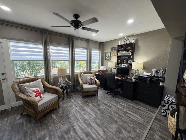Residence photo 37