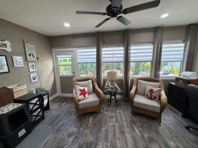 Residence photo 41