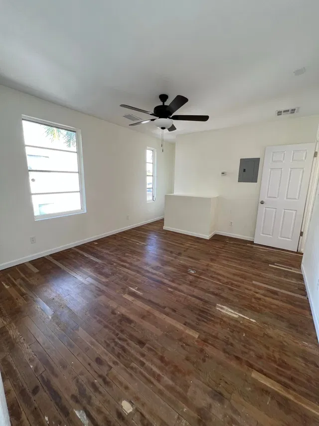  Residence photo 15