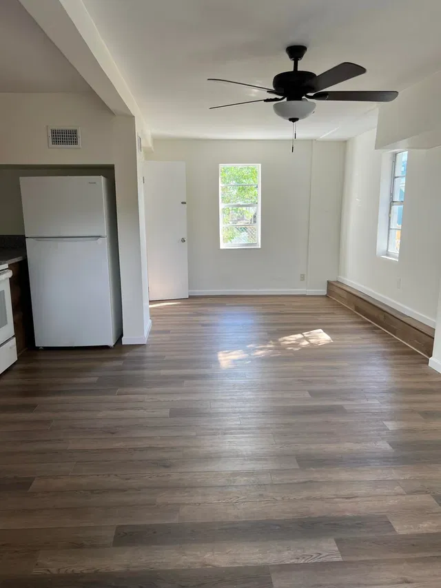  Residence photo 17