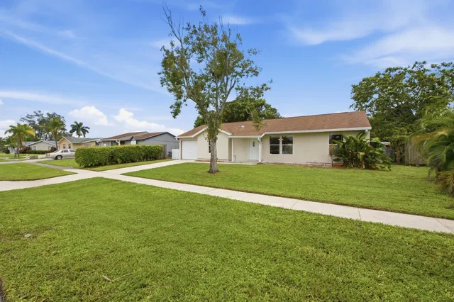 Residence photo 5