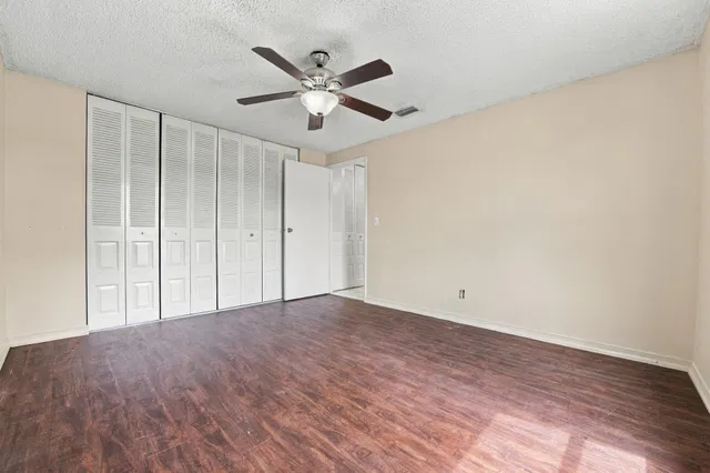 Residence photo 22