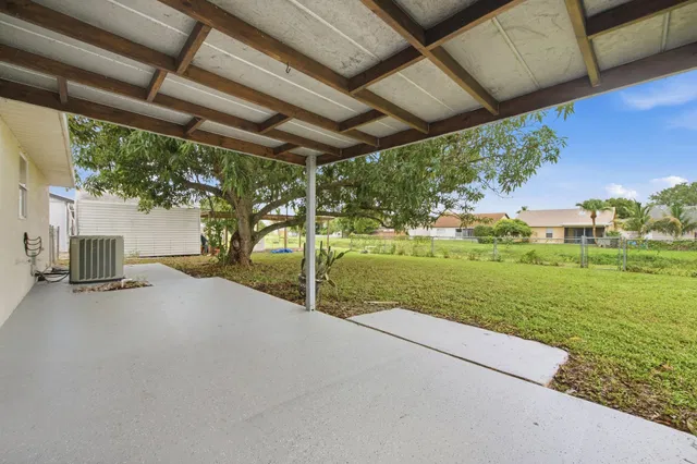 Residence photo 27