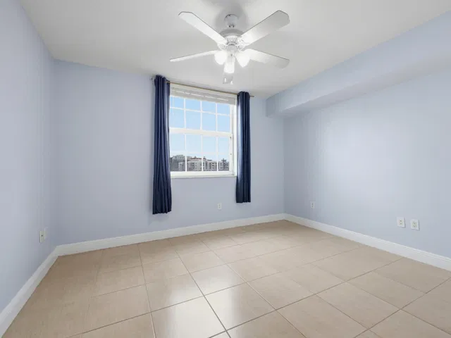 610 Clematis Unit 416 photo 20