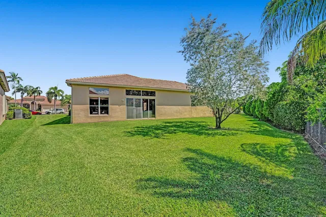  Residence photo 17