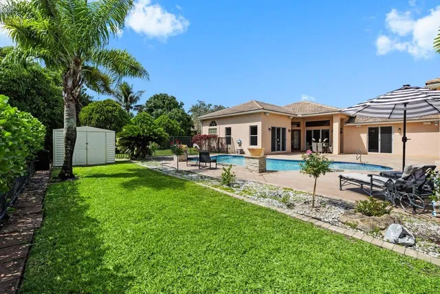  Residence photo 19