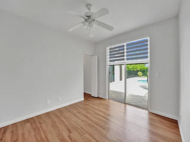  Residence photo 44