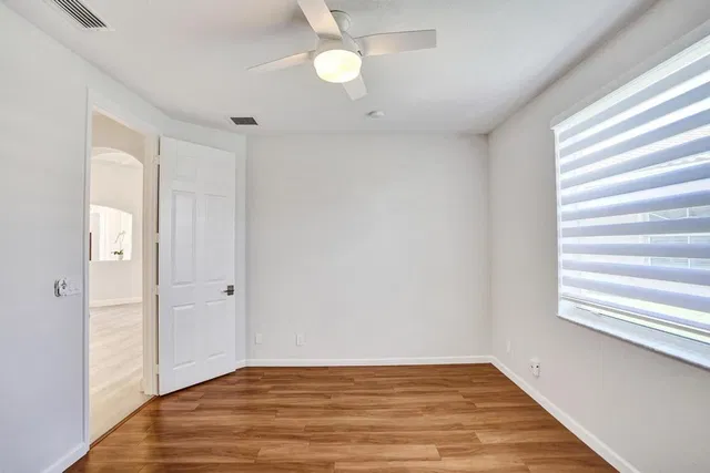  Residence photo 78
