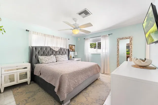 Residence photo 17