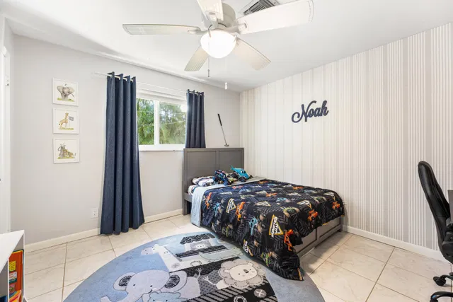 Residence photo 24