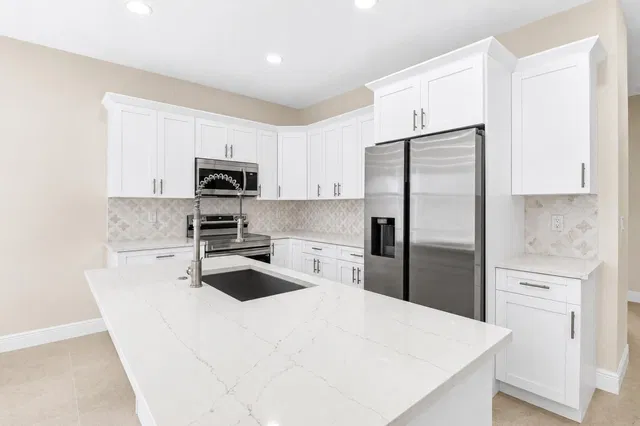 Residence photo 2