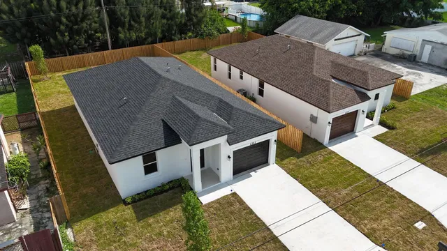 Residence photo 13