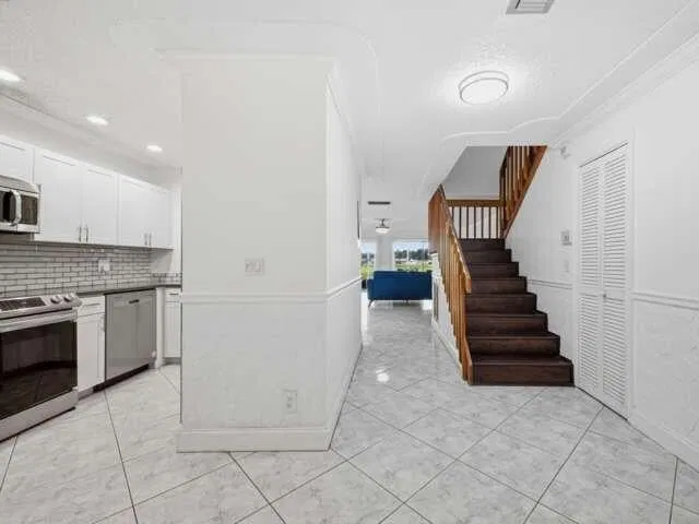  Unit 132 photo 23