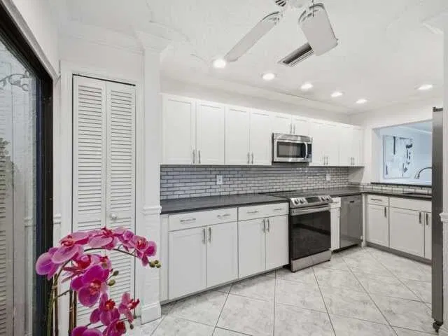 Unit 132 photo 24