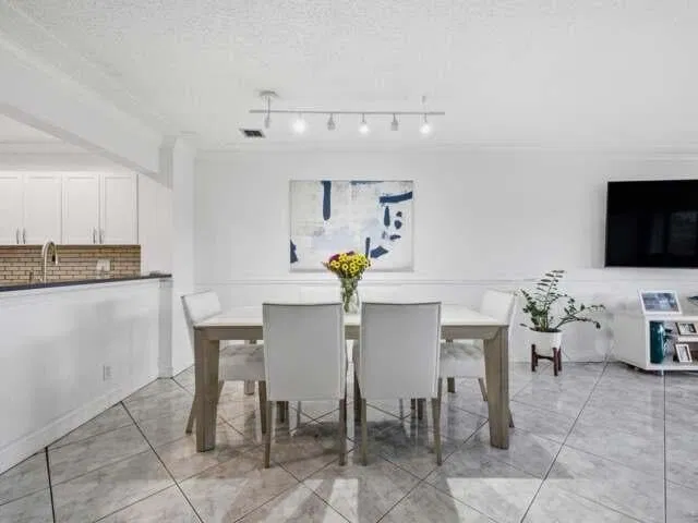  Unit 132 photo 27
