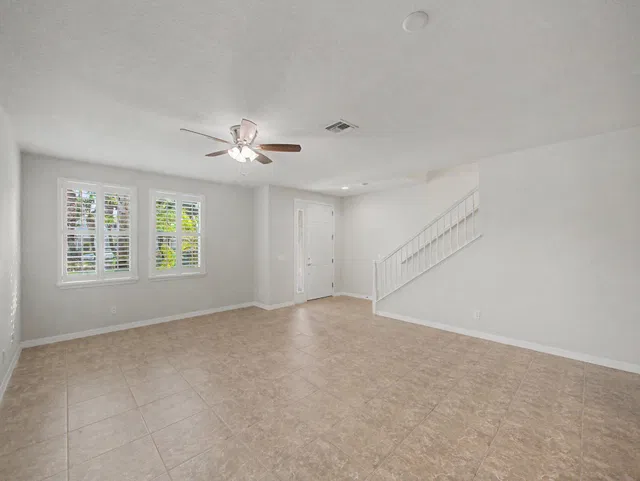 Residence photo 7
