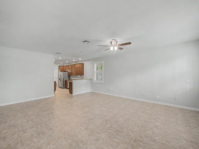 Residence photo 10