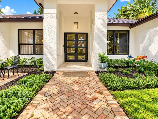  Residence photo 5