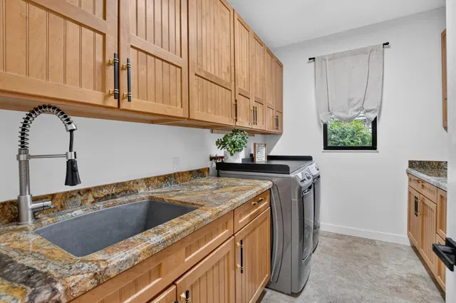  Residence photo 35