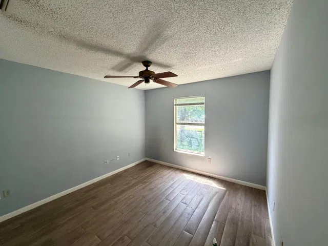 Residence photo 10