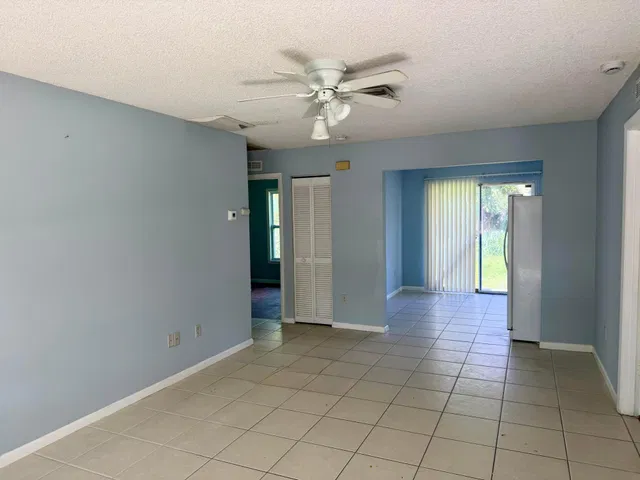 Residence photo 11