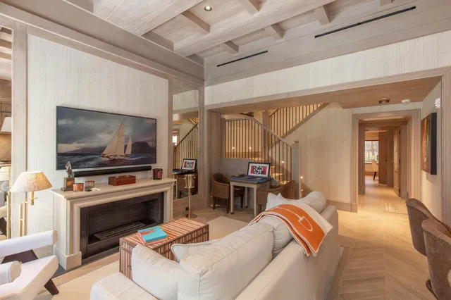 In-Town Palm Beach Unit 202 photo 23