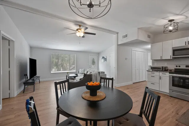 Residence photo 21