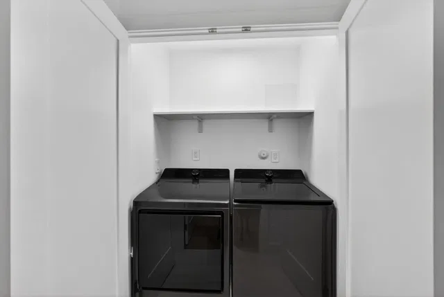 Unit 1 photo 31