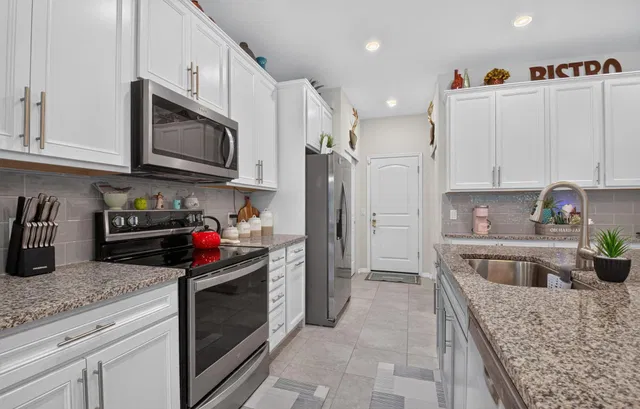 Residence photo 15
