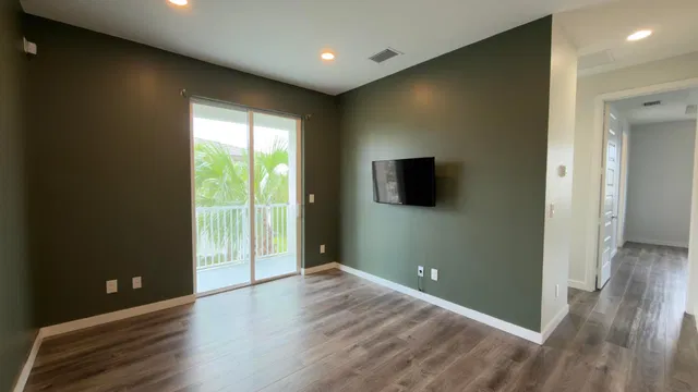  Residence photo 18
