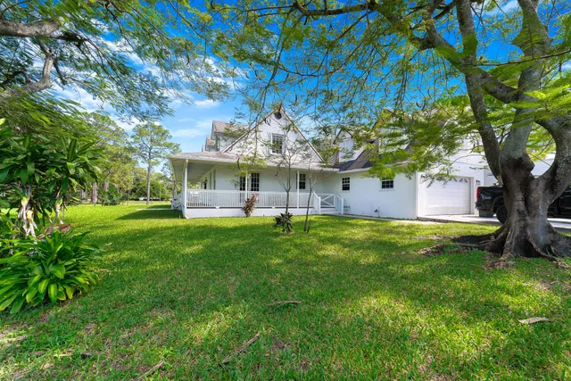 Residence photo 31