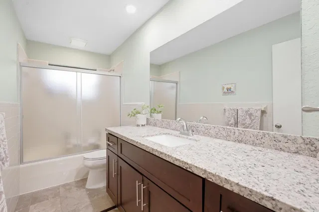  Residence photo 24