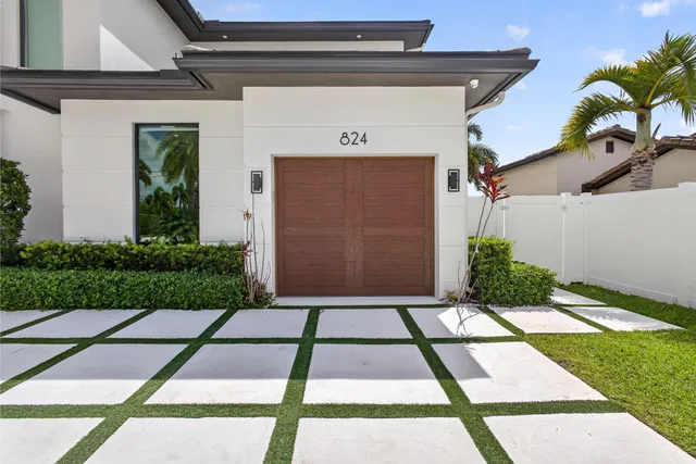 Village of North Palm Beach Residence photo 12