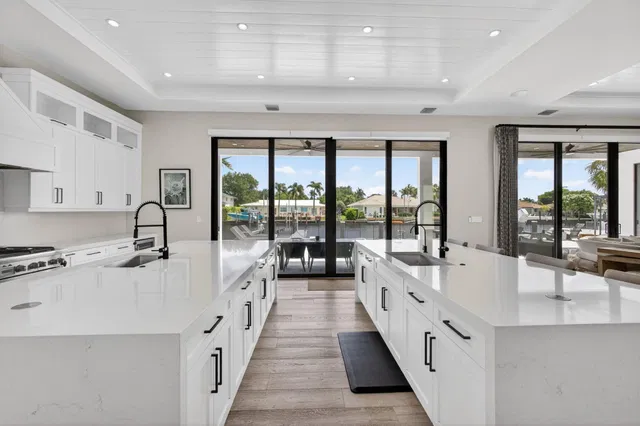 Village of North Palm Beach Residence photo 38