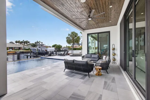 Village of North Palm Beach Residence photo 98