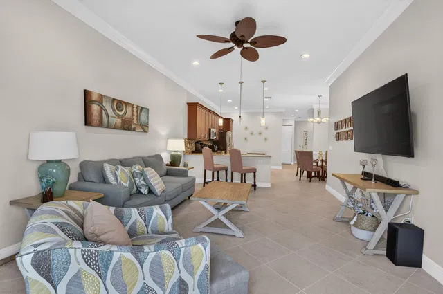 Residence photo 7
