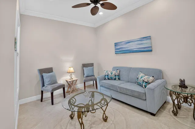 Residence photo 9