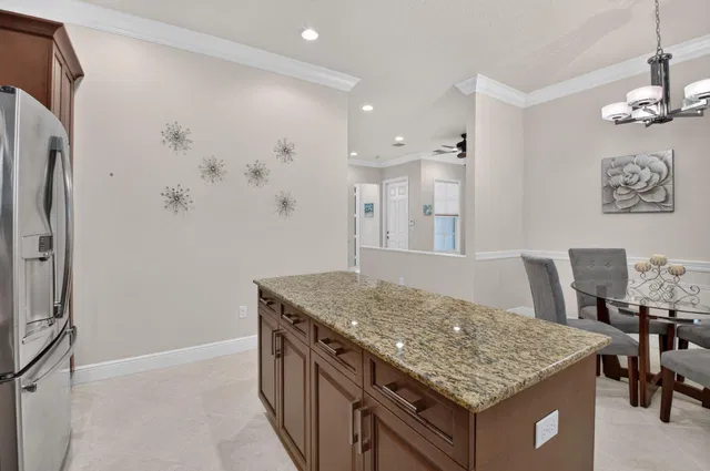 Residence photo 21