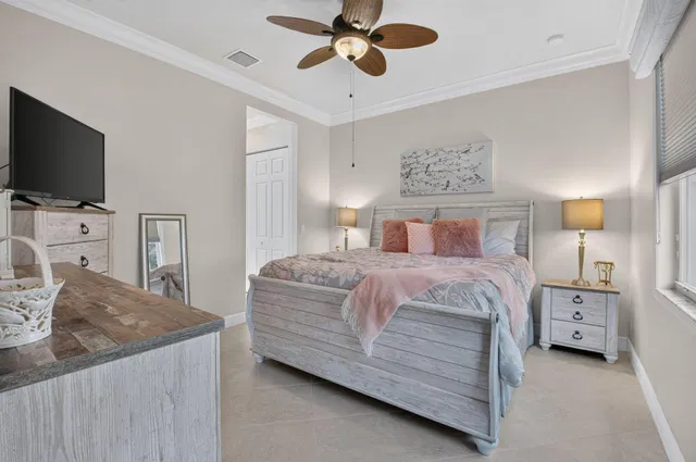 Residence photo 25