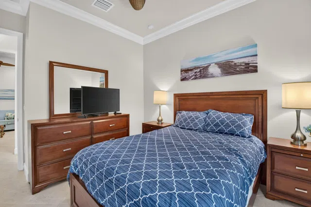 Residence photo 32