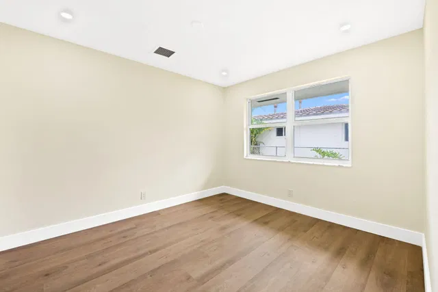 Residence photo 10