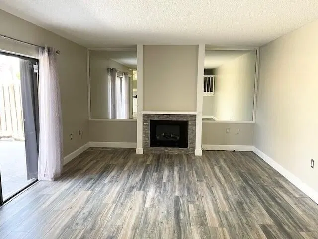  Residence photo 4
