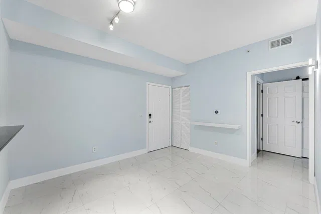 233 S Federal Boca Unit 605 photo 15
