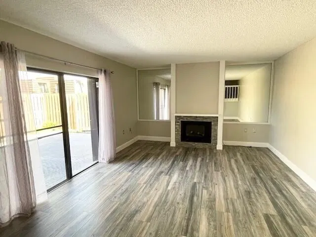Residence photo 5