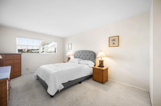 Unit 104 photo 23