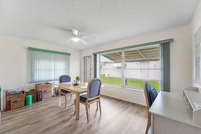 Residence photo 11