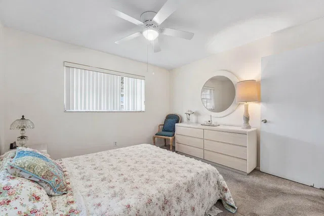 Residence photo 15