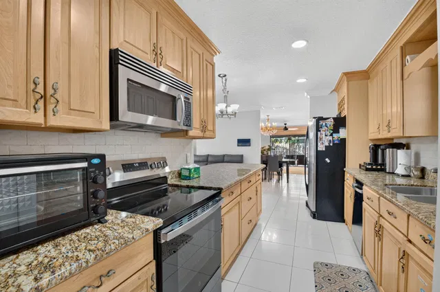 Residence photo 21