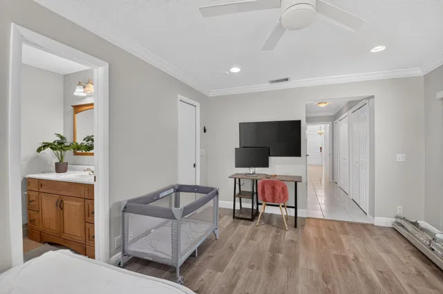 Residence photo 24