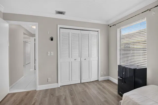 Residence photo 32